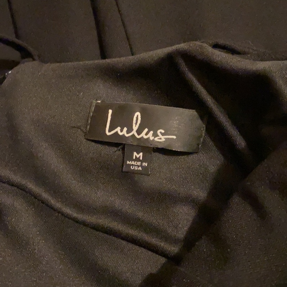 LULU’S black bodycon dress, size small, never worn - Picture 7 of 7